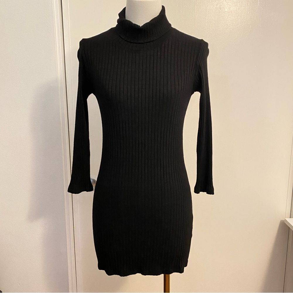 Monrow Black Ribbed Turtle Neck 3/4 Sleeve Knit Mini Dress Size Small - Picture 2 of 14